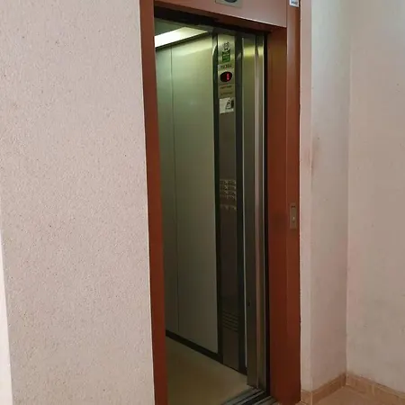 Linmarko Apartamento En Centro De Torrevieja Exterior photo